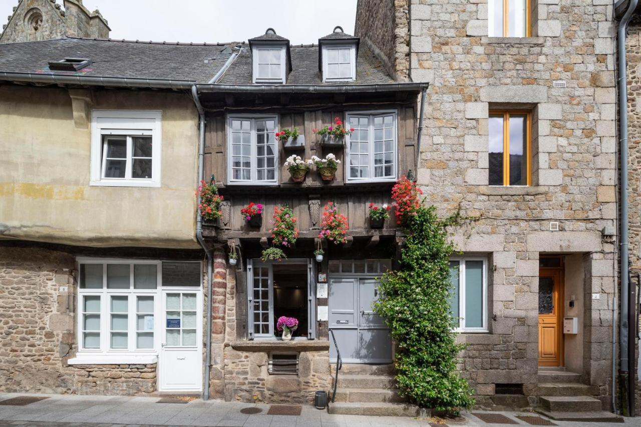 La Belle A Colombage Villa Dinan Eksteriør billede