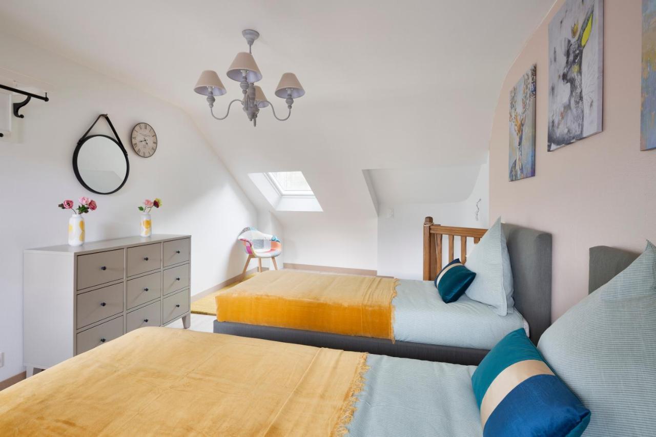 La Belle A Colombage Villa Dinan Eksteriør billede